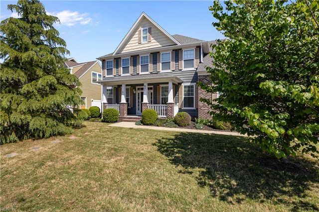 621 Wood Nymph LN, Chesapeake, VA 23323