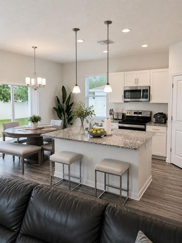 3008 E SLIGH AVENUE, Tampa, FL 33610