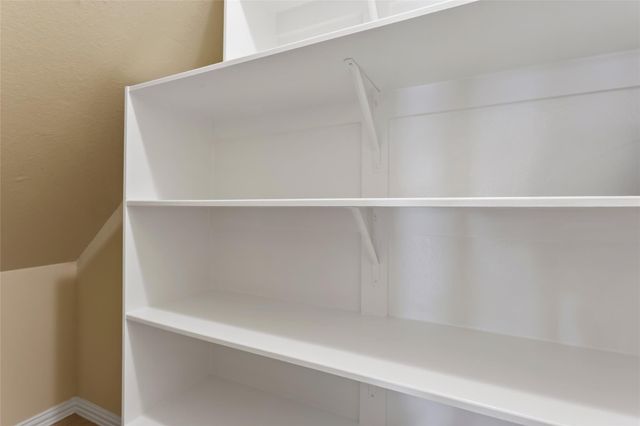 12402 Berberry Drive, Texas City, TX 77568