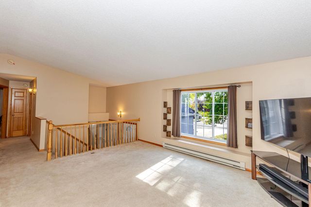3730 Village Green Circle, Moorhead, MN 56560