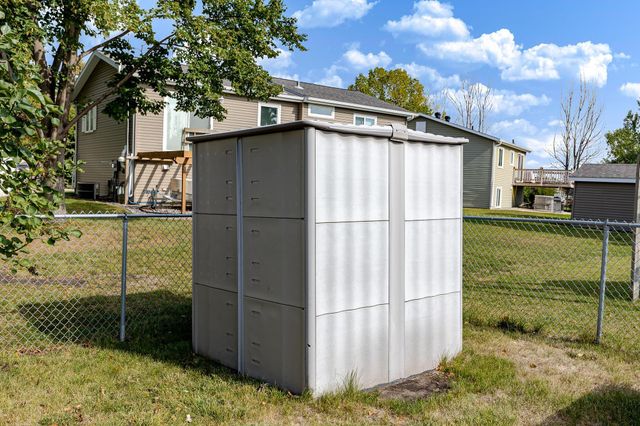3730 Village Green Circle, Moorhead, MN 56560