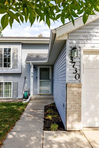 3730 Village Green Circle, Moorhead, MN 56560