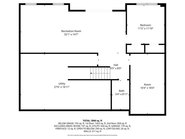 27 Blackstone Cir Circle, Le Claire, IA 52753
