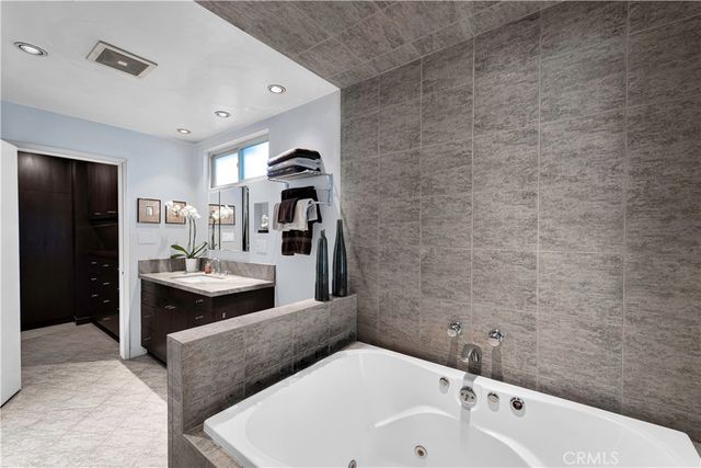 6119 Mary Ellen, Valley Glen, CA 91401