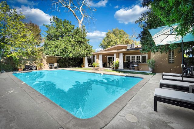 6119 Mary Ellen, Valley Glen, CA 91401