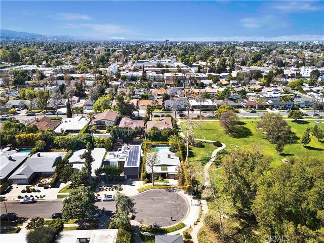 6119 Mary Ellen, Valley Glen, CA 91401