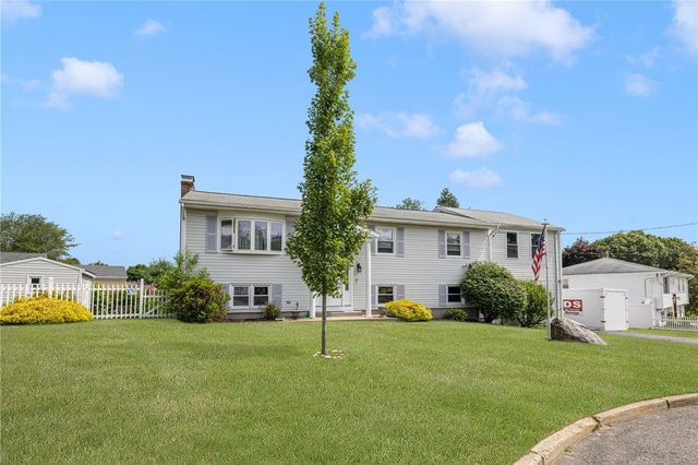 53 Patrick H Quinn Drive, West Warwick, RI 02893
