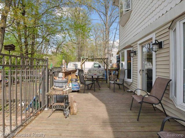 1735 Wickham, Commerce Twp, MI 48382