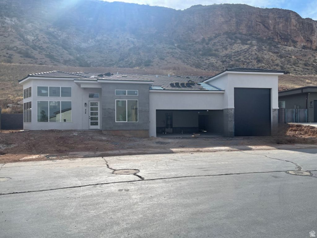 Image 12 of property listing at 458 N 250 E, La Verkin, UT 84745