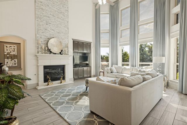 125 Mindy WAY, Liberty Hill, TX 78642