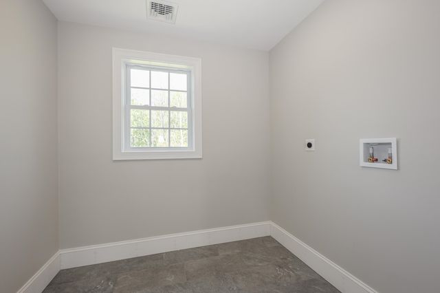 1 Allen Lane, Durham, NH 03824