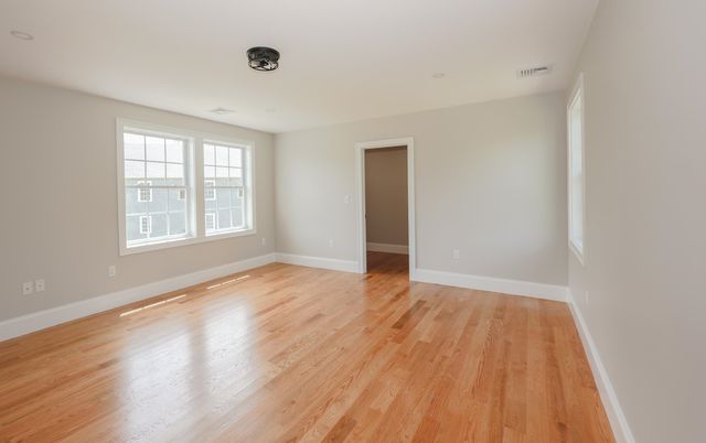 1 Allen Lane, Durham, NH 03824