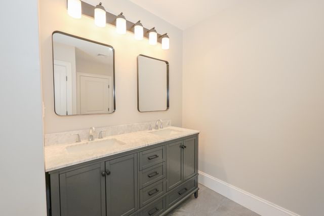 1 Allen Lane, Durham, NH 03824