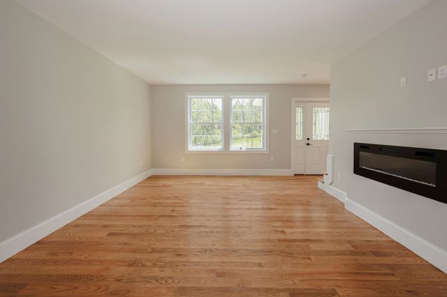1 Allen Lane, Durham, NH 03824