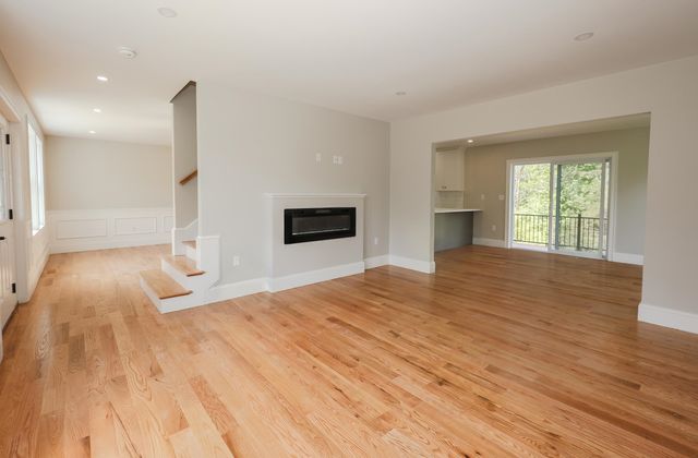 1 Allen Lane, Durham, NH 03824