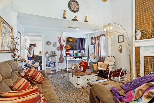 1825 Castle Drive, Garland, TX 75040