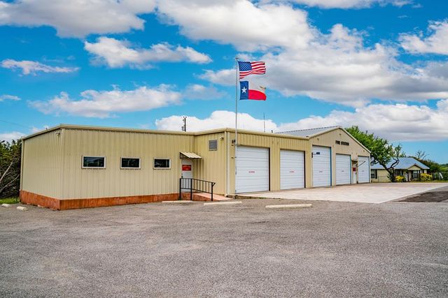 113 Indian Bluff, Kerrville, TX 78028