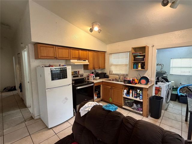 8612 N 12TH STREET, Tampa, FL 33604