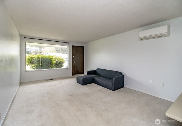 5029 80th Avenue Ct E, Fife, WA 98424