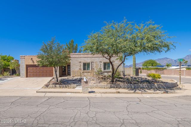 401 N Brown Avenue, Tucson, AZ 85710