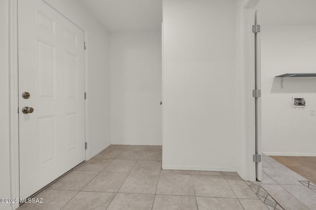 401 N Brown Avenue, Tucson, AZ 85710