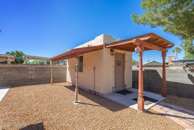 401 N Brown Avenue, Tucson, AZ 85710