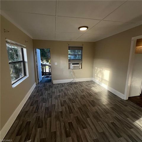 3619 Seminole AVE 2, Fort Myers, FL 33916