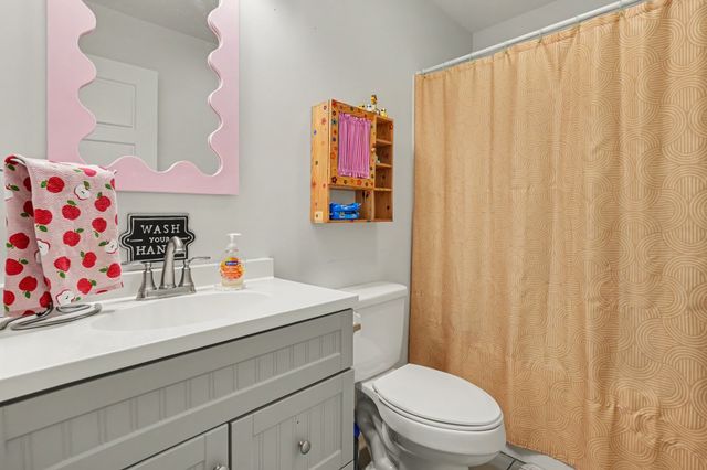 2099 Webster St, Greenbrier, TN 37073