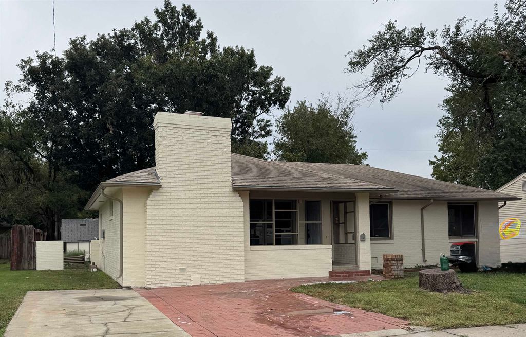 3426 S HANDLEY ST, Wichita, KS 67217