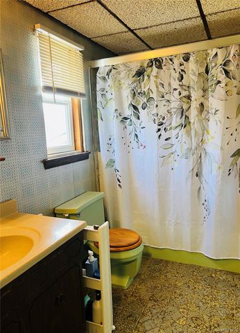 38 Riviera Drive, Selden, NY 11784