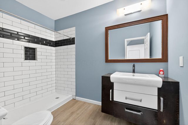 373 Wrexham Avenue, Columbus, OH 43223