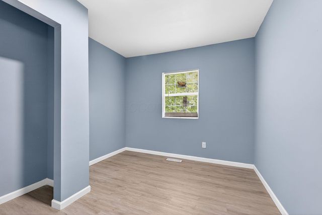 373 Wrexham Avenue, Columbus, OH 43223