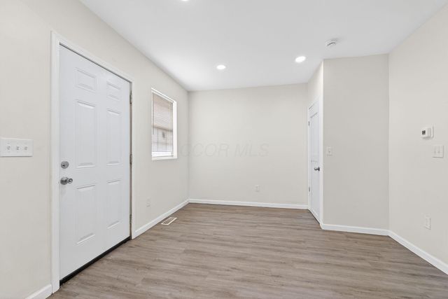 373 Wrexham Avenue, Columbus, OH 43223