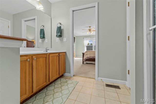 519 Villa Piazza Court 27A, O'fallon, MO 63366