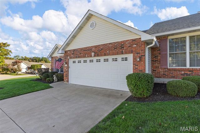 519 Villa Piazza Court 27A, O'fallon, MO 63366
