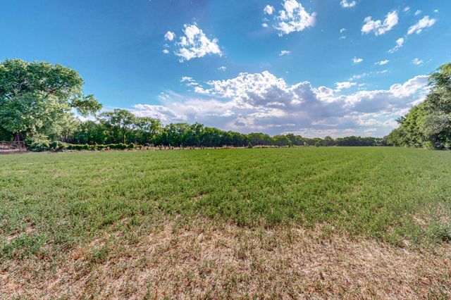 17 Llanito Road, Bernalillo, NM 87004