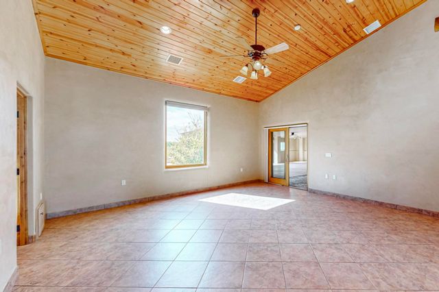 17 Llanito Road, Bernalillo, NM 87004