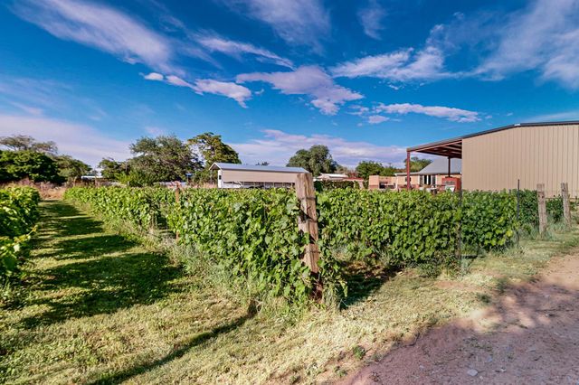 17 Llanito Road, Bernalillo, NM 87004