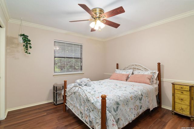110 KETTLE CV, Universal City, TX 78148