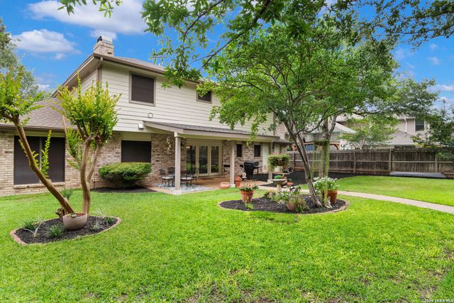 110 KETTLE CV, Universal City, TX 78148