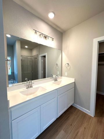 21630 Wave Hollow Drive, Cypress, TX 77433