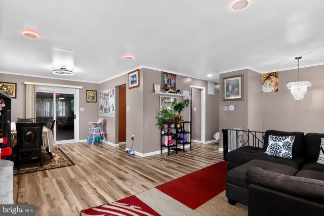 1906 WINTERGREEN CT, District Heights, MD 20747