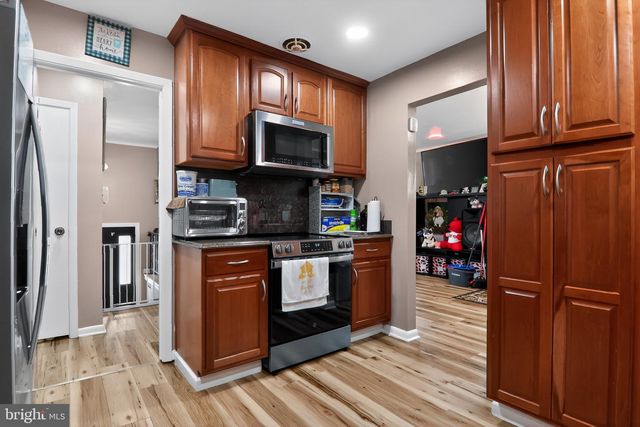 1906 WINTERGREEN CT, District Heights, MD 20747