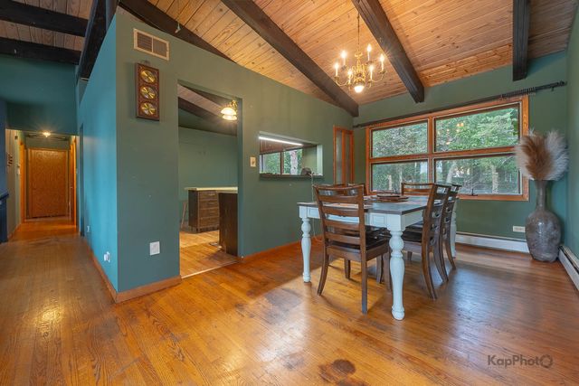 5810 W 97th Street, Oak Lawn, IL 60453