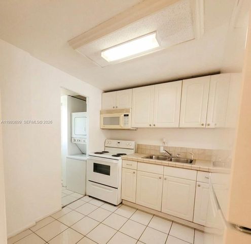 7900 S Colony Cir S 303, Tamarac, FL 33321