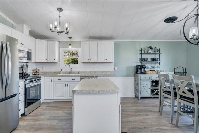 300 Mill Lake RD, Huddleston, VA 24104