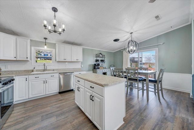 300 Mill Lake RD, Huddleston, VA 24104