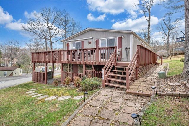 300 Mill Lake RD, Huddleston, VA 24104