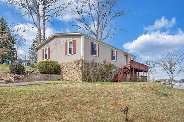 300 Mill Lake RD, Huddleston, VA 24104