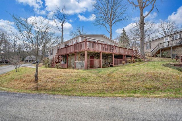 300 Mill Lake RD, Huddleston, VA 24104